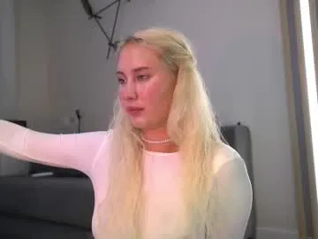 23-Mandarinka free chat on liveonude Image 12