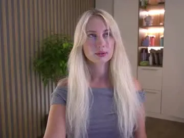 23-Mandarinka free chat on liveonude Image 16