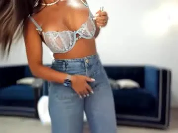 agatha__milf free chat on liveonude Image 9