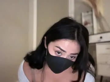 BELBIG free chat on liveonude Image 7