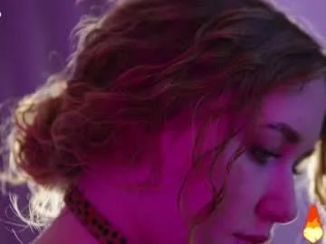 adria_ross free chat on liveonude Image 18