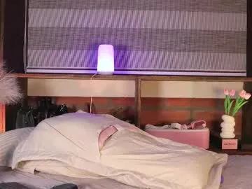 DiamondJo free chat on liveonude Image 3