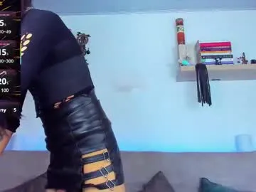 Zoe-Leo free chat on liveonude Image 2