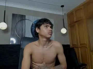 adam_piarse free chat on liveonude