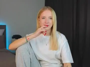 DiamondJo free chat on liveonude Image 11