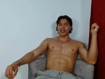 rouxe_lee free chat on liveonude Image 5