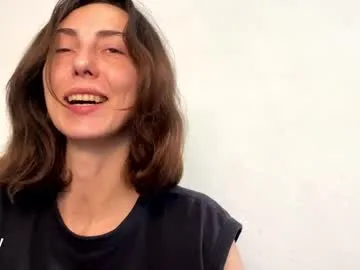 ELENA-XXX free chat on liveonude Image 4