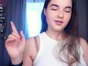 xunybany free chat on liveonude Image 16