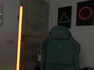 DiamondJo free chat on liveonude Image 13