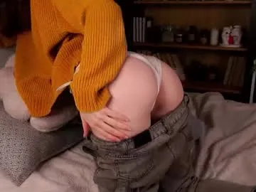 sarah_haggai free chat on liveonude Image 13