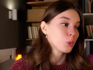 sarah_haggai free chat on liveonude Image 18