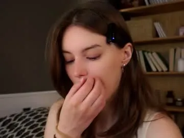 sarah_haggai free chat on liveonude Image 5