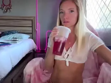 DiamondJo free chat on liveonude Image 15