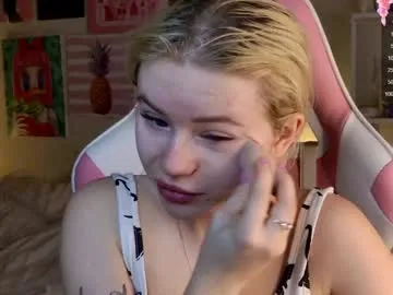 aleksalore free chat on liveonude