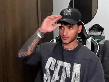 Wild-Angel777 free chat on liveonude Image 10