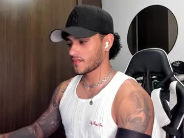 Wild-Angel777 free chat on liveonude Image 11