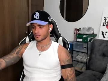 Wild-Angel777 free chat on liveonude Image 7