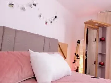 DiamondJo free chat on liveonude Image 11