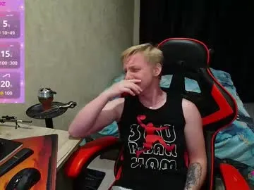 hold-me-tight free chat on liveonude Image 10