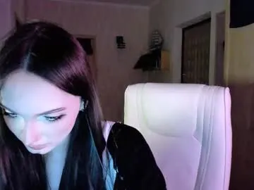 HEYBANANA free chat on liveonude Image 14