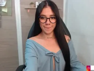 xunybany free chat on liveonude Image 2