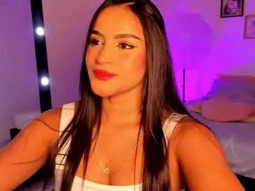 remax14 free chat on liveonude Image 10