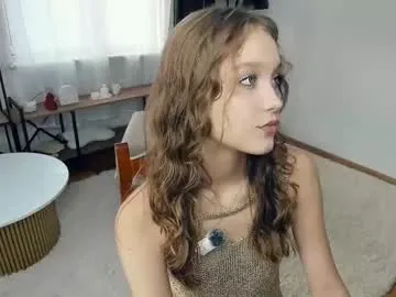 cardykambell free chat on liveonude Image 10