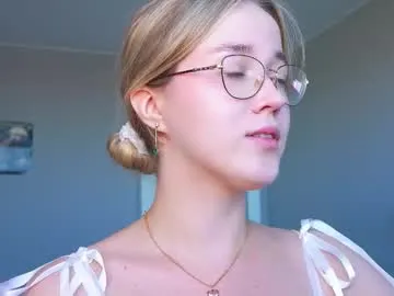 alexia__cox free chat on liveonude Image 14