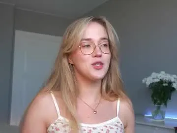 alexia__cox free chat on liveonude Image 19