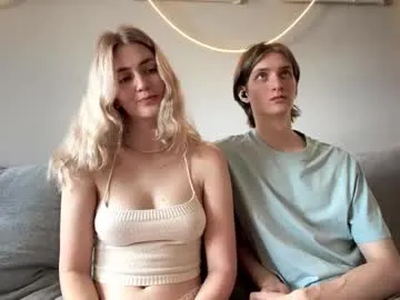 xunybany free chat on liveonude Image 18