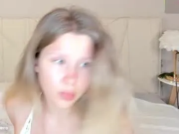 BELBIG free chat on liveonude Image 7