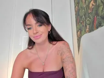 xunybany free chat on liveonude Image 18