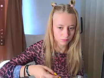 kora__65 free chat on liveonude Image 7