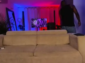 remax14 free chat on liveonude Image 12