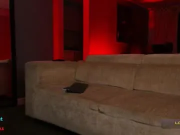 remax14 free chat on liveonude Image 16