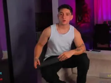 remax14 free chat on liveonude Image 17