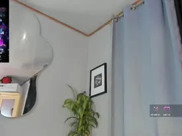 onlygia free chat on liveonude Image 17