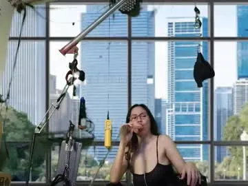 violett_fowlerxx free chat on liveonude Image 13