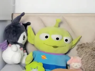 agatha__milf free chat on liveonude Image 17