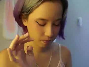 PinkFoxya free chat on liveonude Image 16