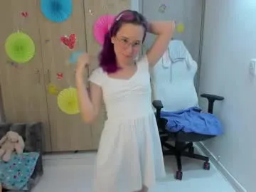 PinkFoxya free chat on liveonude Image 6