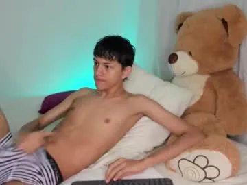 DiamondJo free chat on liveonude Image 10