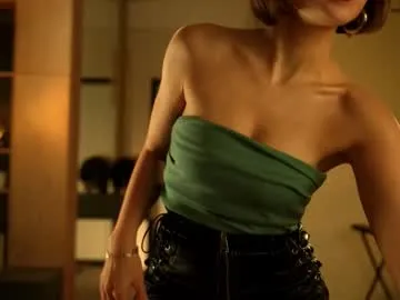 bambifawns4u free chat on liveonude Image 13