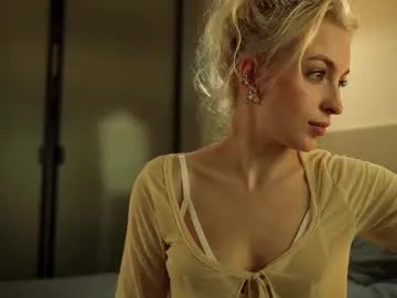 bambifawns4u free chat on liveonude Image 5