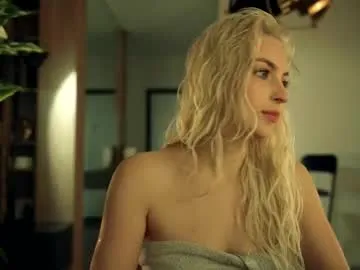 bambifawns4u free chat on liveonude Image 6