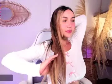 DiamondJo free chat on liveonude Image 18