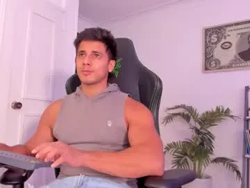 DiamondJo free chat on liveonude Image 13