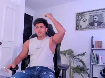 DiamondJo free chat on liveonude Image 2