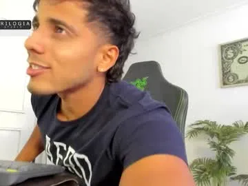 DiamondJo free chat on liveonude Image 9