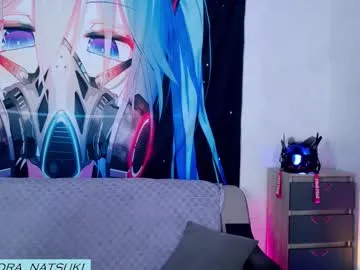 xunybany free chat on liveonude Image 17